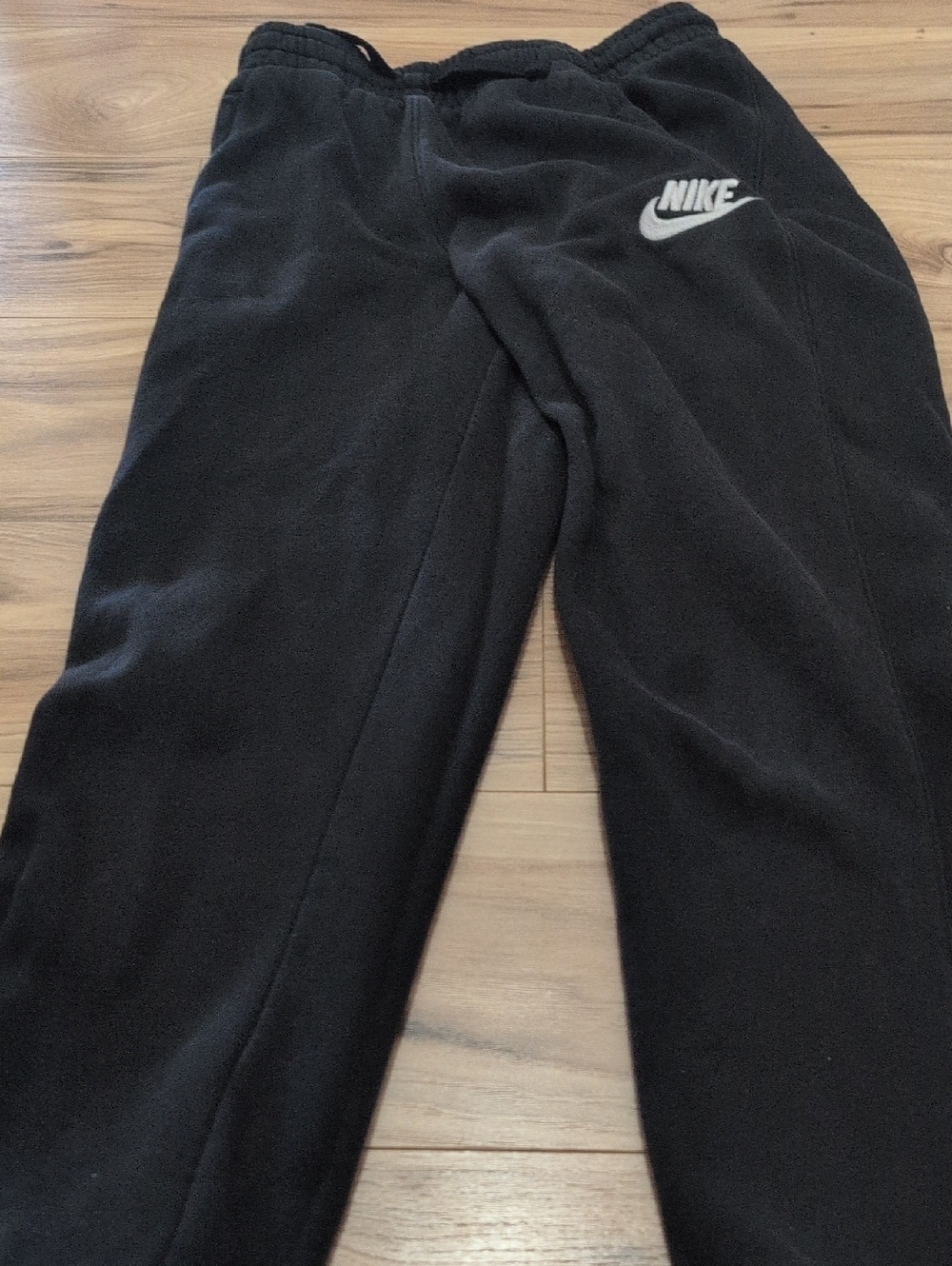 Nike Black Kids Fleece Joggers with White Swoosh Unisex Skinny Fit 10/12